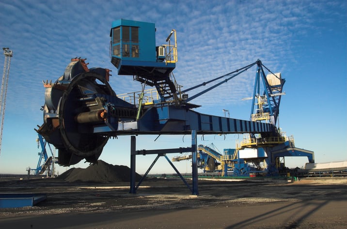 Bulk material reclaimer